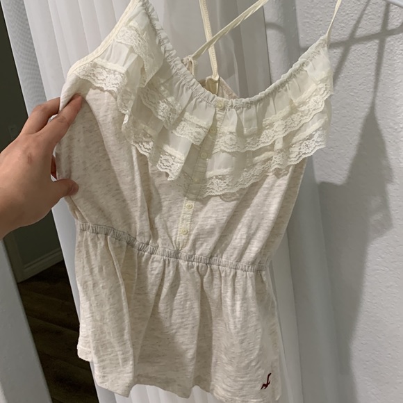 Hollister tank top - Picture 2 of 4